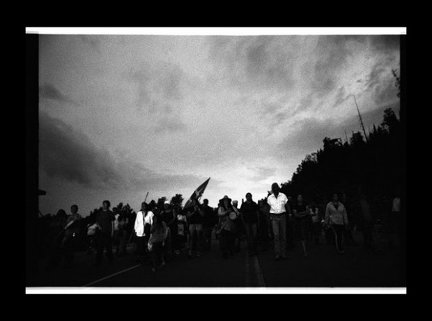 A protest by members of the Grassy Narrows First Nation. Photo by Jon Schledewitz.