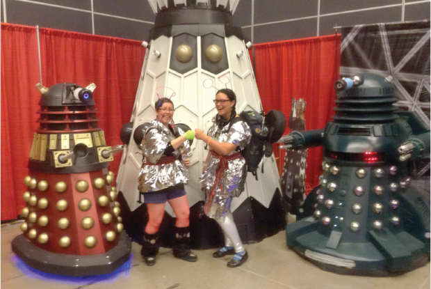CHELSEA VOWEL, MOLLY SWAIN, AND SOME DALEKS AT COMICCON | Photo courtesy Métis in Space